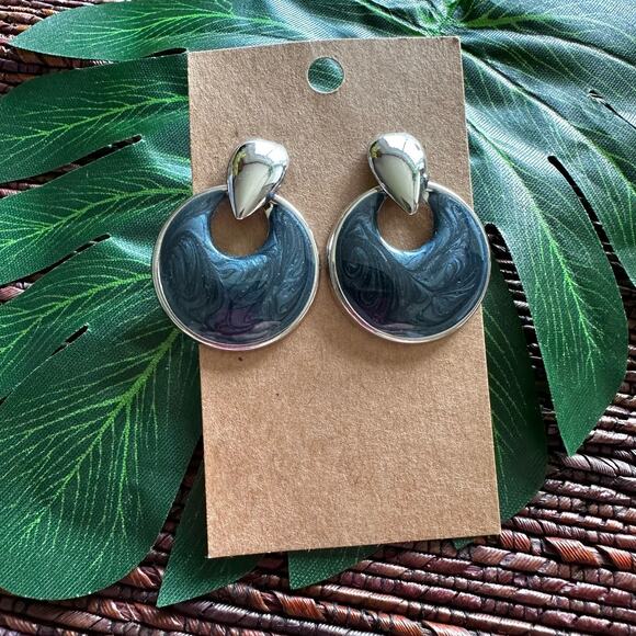 BOGO FREE BLUE SILVER ENABLED EARRINGS 80’s fashion - Picture 1 of 6